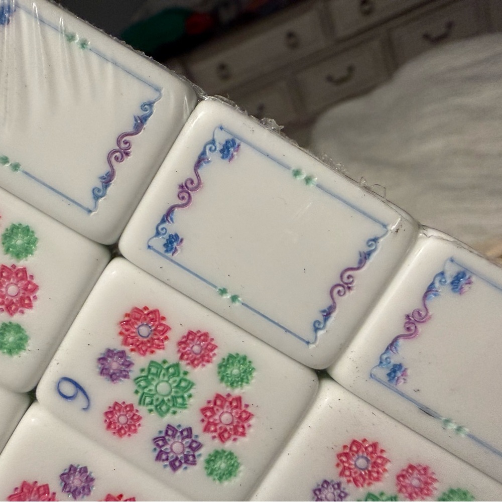 Colorful Mahjong Tiles Set - Picture 10 of 11